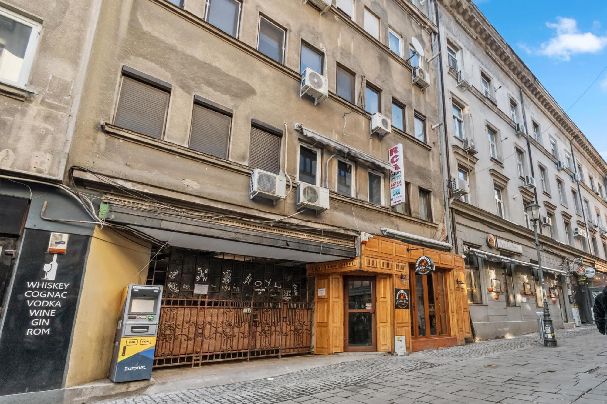 Apartamento Old Town Studio 23B Bucarest Exterior foto