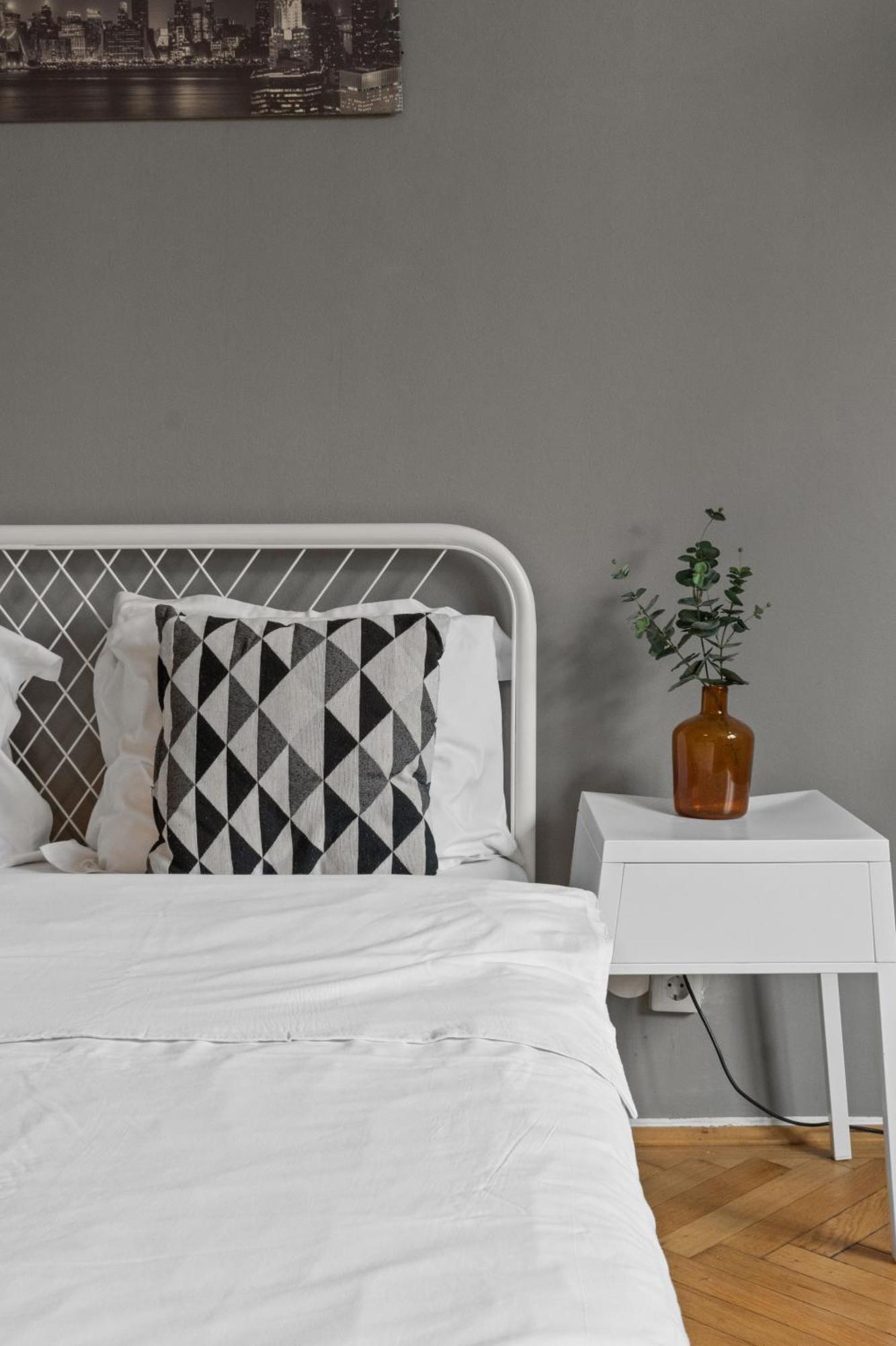 Apartamento Old Town Studio 23B Bucarest Exterior foto