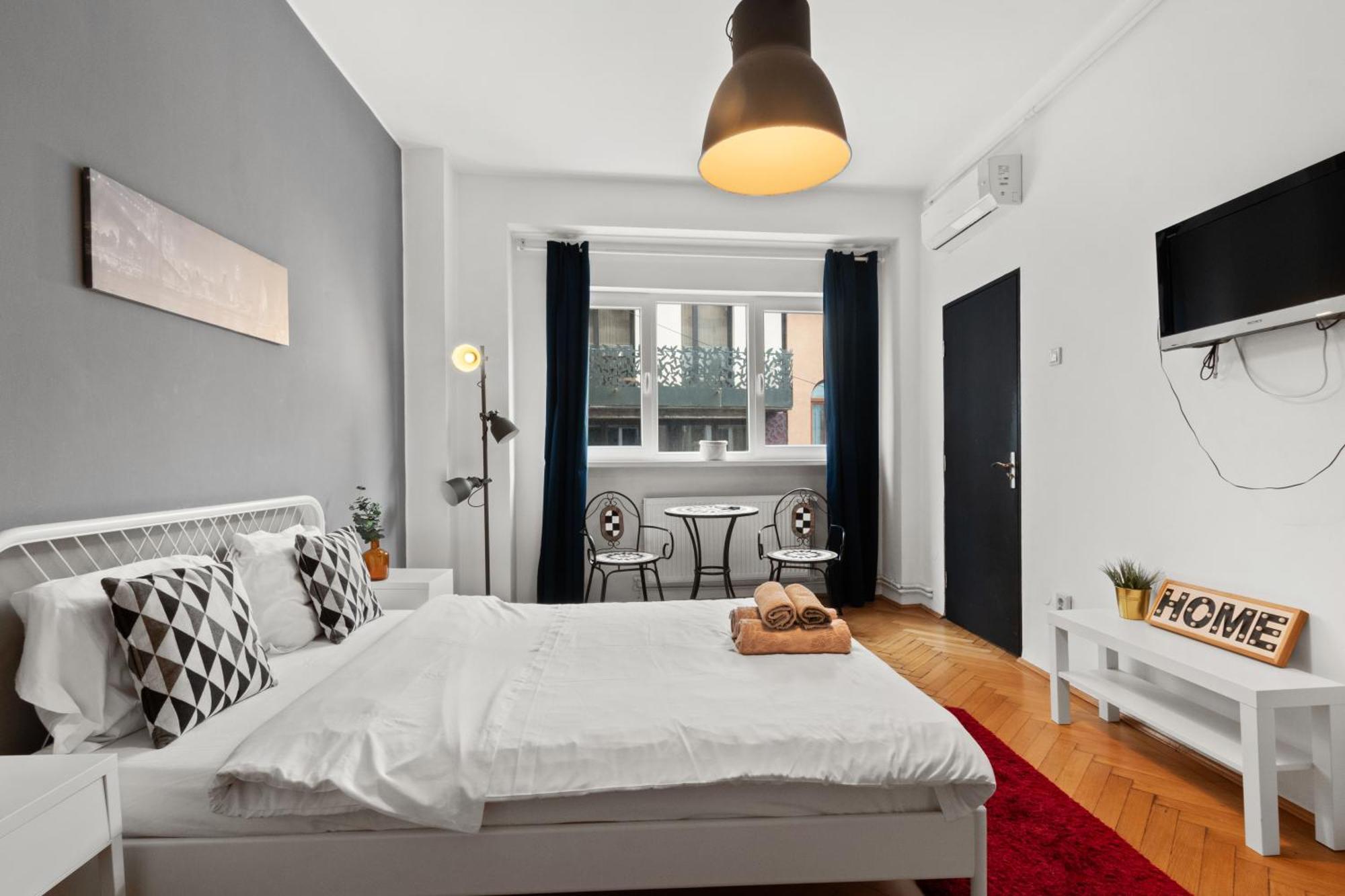 Apartamento Old Town Studio 23B Bucarest Exterior foto