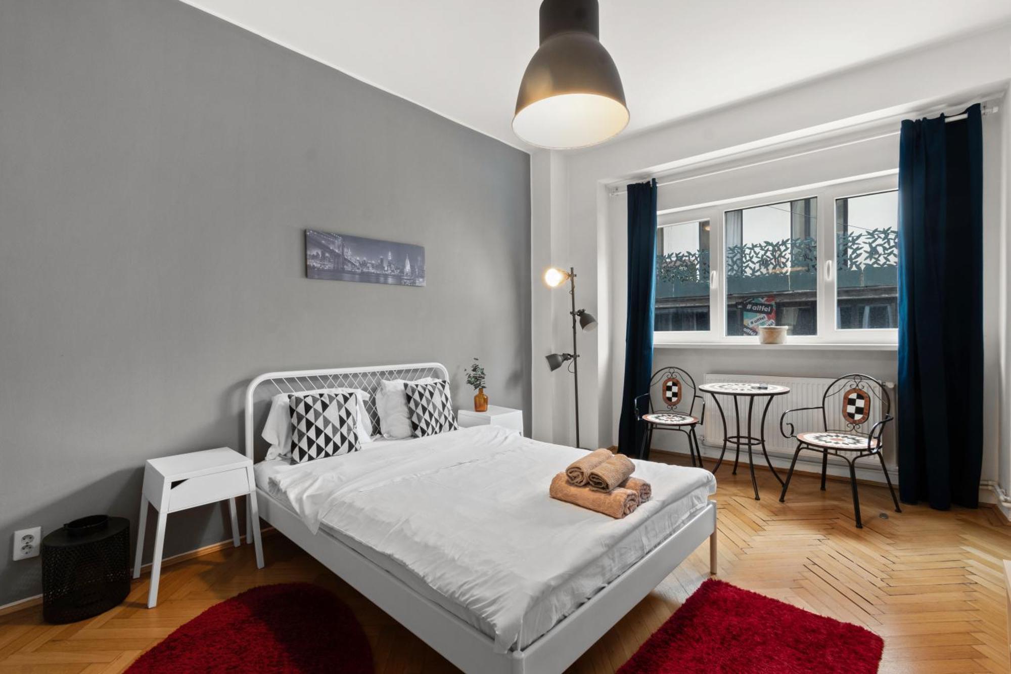 Apartamento Old Town Studio 23B Bucarest Exterior foto